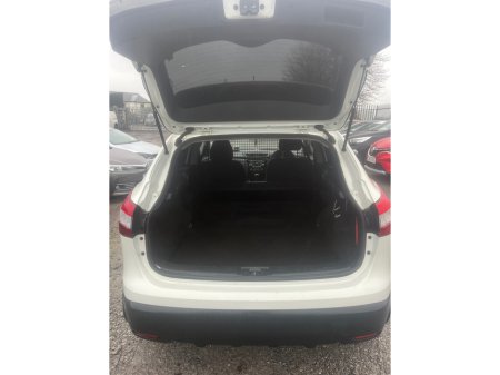 2016 Nissan Qashqai - thumbnail 5