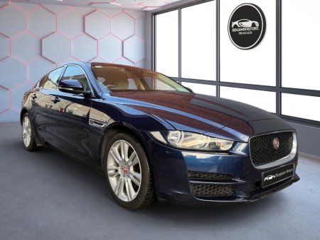 2015 Jaguar XE  €8,950 thumbnail