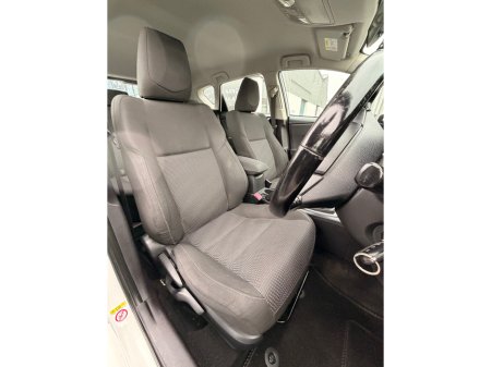 2014 Toyota Auris 1.4 D-4D ICON S/S 5DR €5,950 thumbnail