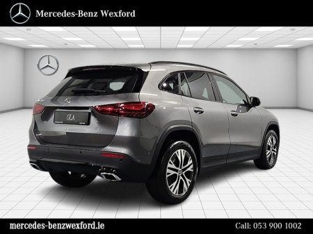 2026 Mercedes-Benz GLA Class - thumbnail 4