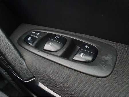 2017 Renault Kadjar DYNAMIQUE NAV 1.5 DCI 110BHP NCT 03/28 FINANCE AVAILABLE @ €49 PER WEEK TOUCH SCREEN MEDIA/ SAT NAV/ BLUETOOTH/ PARKING SENSORS/ ELECTRONIC HANDBRAKE/ HISTORY CHECKED €10,900 thumbnail