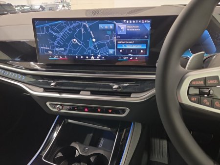 2026 BMW X5  thumbnail