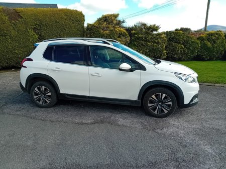 2019 Peugeot 2008 - thumbnail 7