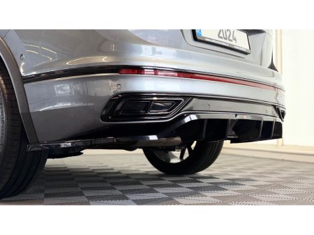 2024 Volkswagen Tiguan A7 R-LINE 2.0 TDI D7F 150 €54,900 thumbnail