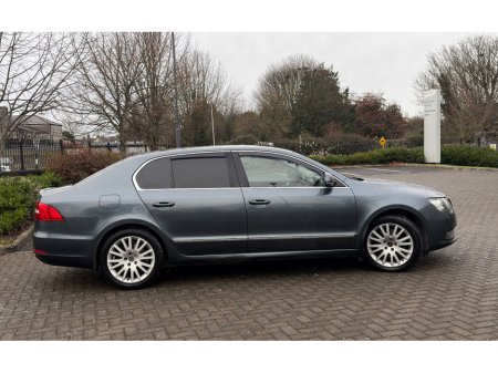 2014 Skoda Superb AMBITION 2.0 TDI 140HP 4DR €3,950
