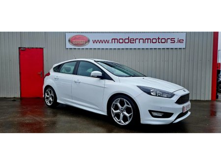 2016 Ford Focus ZETEC S 1.0 ECO 125BHP LOW MILES €9,750 thumbnail