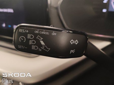 2023 Skoda Octavia - thumbnail 32