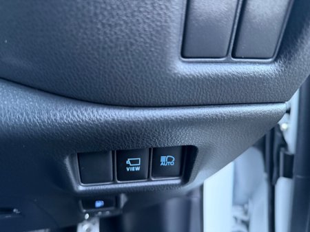 2023 Toyota C-HR 1.8 HYBRID LUNA €31,999 thumbnail