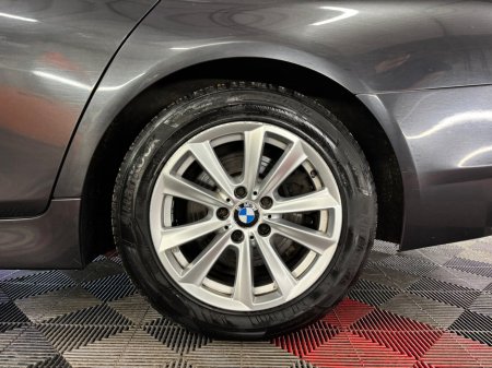 2014 BMW 5 Series - thumbnail 18