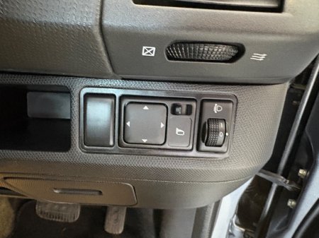 2008 Nissan Micra - photo 5