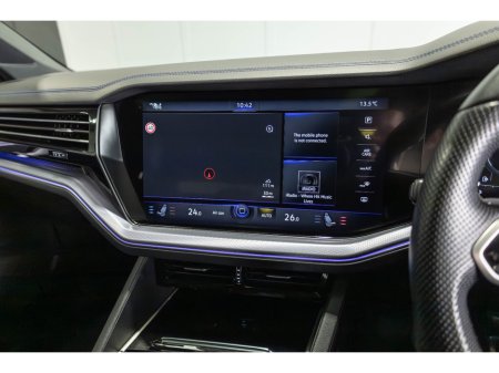 2021 Volkswagen Touareg - thumbnail 19