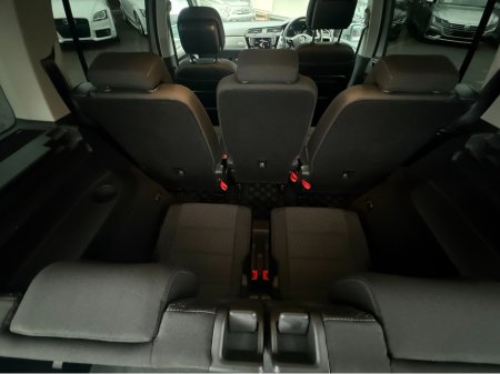 2016 Volkswagen Touran - thumbnail 5