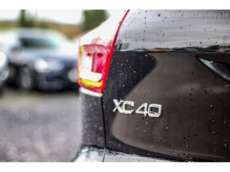 2022 Volvo XC40 T4 PHEV 211hp AT7 Plus bright €26,950 thumbnail