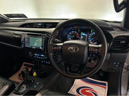 2021 Toyota Hilux - thumbnail 15