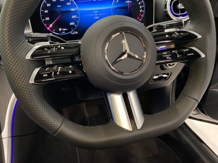 2025 Mercedes-Benz CLE CLE 300e AMG Line Premium €75,950 thumbnail