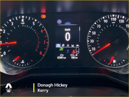 2022 Renault Clio - thumbnail 15