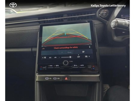 2025 Lexus LBX - thumbnail 13