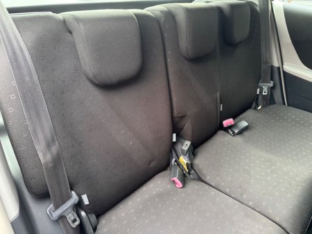 2006 Toyota Yaris - thumbnail 15