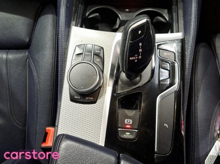 2017 BMW 5 Series - thumbnail 16