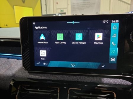 2026 Renault 4 techno 52kWh 150hp €34,950 thumbnail