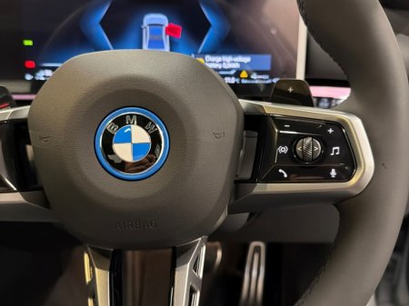 2026 BMW 5 Series - thumbnail 18