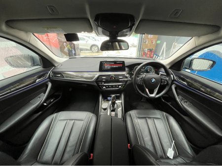 2018 BMW 5 Series €23950! 2018 BMW 530E IPERFORMANCE LUXURY 2.0 AUTOMATIC / CRUISE CONTROL / REVERSE CAMERA / ELECTRIC MEMORY & HEATED SEATS / HEATED REAR SEATS / AMBIENT LIGHTS €23,950 thumbnail