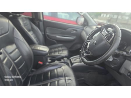 2017 Mitsubishi L200 - thumbnail 8