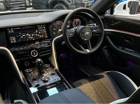 2025 Bentley Flying Spur - thumbnail 33