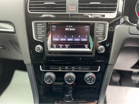 2013 Volkswagen Golf - thumbnail 13