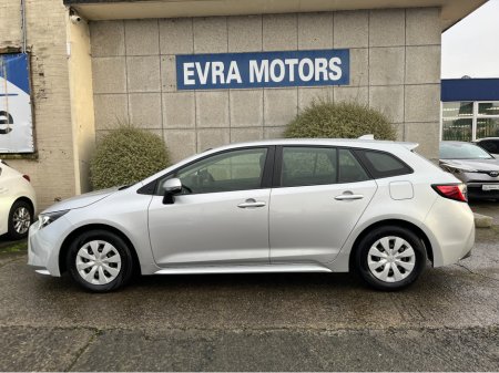 2022 Toyota Corolla TOURING HYBRID AUTOMATIC 1.8 PETROL //REVERSE CAMERA//ADAPTIVE CRUISE CONTROL// €19,950 thumbnail