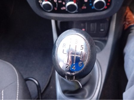 2017 Dacia Duster PRESTIGE 1.5 DCI 110 4X4 4WD 5DR @ REDDY2DRIVE LTD €5,500 thumbnail