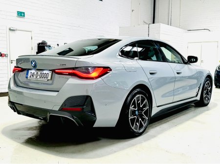 2024 BMW i4 - thumbnail 6