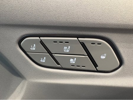 2026 Kia EV5 EARTH 3 LONG RANGE 2026 €52,000 thumbnail