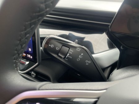 2025 Volkswagen ID.Buzz  €66,975 thumbnail