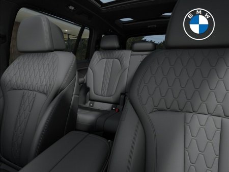 2026 BMW X7 xDrive40d M Sport €198,652 thumbnail