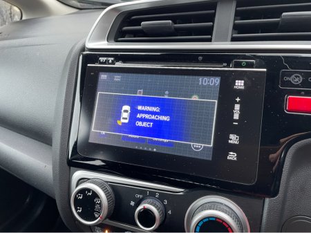 2016 Honda Jazz 1.3 I VTEC ES 5DR VERY GOOD! €9,995 thumbnail