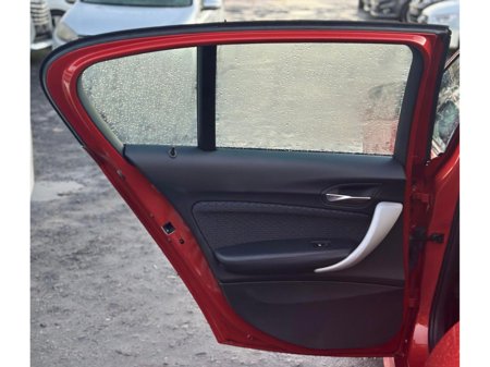 2016 BMW 1 Series - thumbnail 8