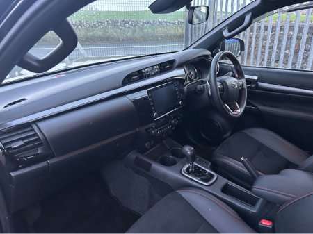 2023 Toyota Hilux GR Sport 2.4 Automatic double cab €41,995 thumbnail