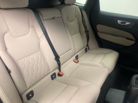 2026 Volvo XC60 - thumbnail 17