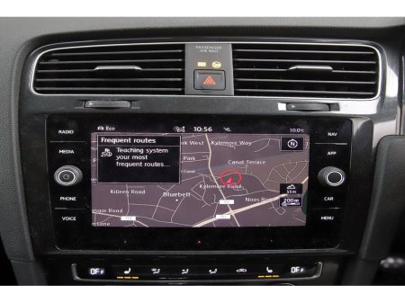 2019 Volkswagen E-Golf - thumbnail 18