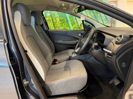 2020 Renault Zoe R135 Z.E 50 Iconic CCS Rapid charge €12,995 thumbnail