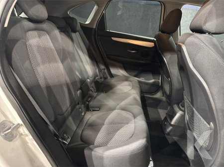 2018 BMW 2 Series - thumbnail 14