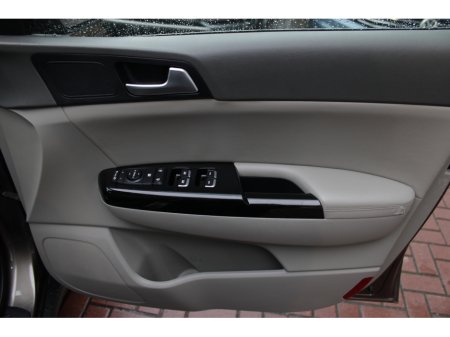 2019 Kia Sportage 1.6CRDI K3 EDITION 5DR ESTATE // HUGE SPEC // 129,000KM'S / IMMACUALTE CONDITION // BUY WITH CONFIDENCE AA AND SIMI APPROVED DEALER 2025 // FINANCE ARRANGED // ALL TRADE INS WELCOME // €17,950 thumbnail