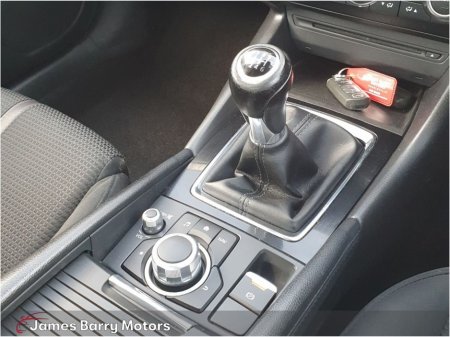 2017 Mazda Mazda3 1.5D 4DR (105ps) EXECUTIVE SE €10,950 thumbnail