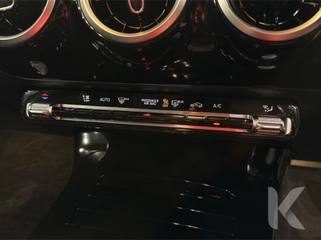 2020 Mercedes-Benz A Class 1.4 AUTOMATIC - A180 SALOON - ALLOY WHEELS - MULTI FUNCTION STEERING WHEEL - CRUISE CONTROL - REVERSE CAMERA €27,950 thumbnail