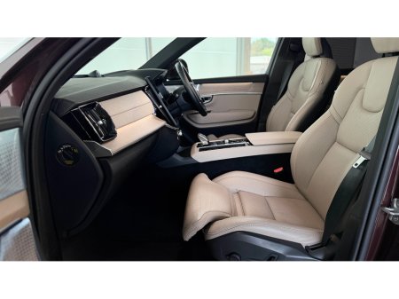 2025 Volvo XC90 - thumbnail 11