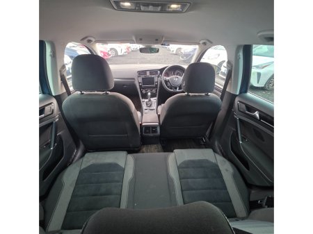 2017 Volkswagen Golf 1.4 TSI 3DR 150HP Highline €15,950 thumbnail