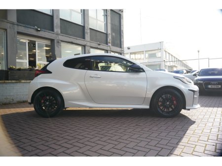 2020 Toyota Yaris - thumbnail 3