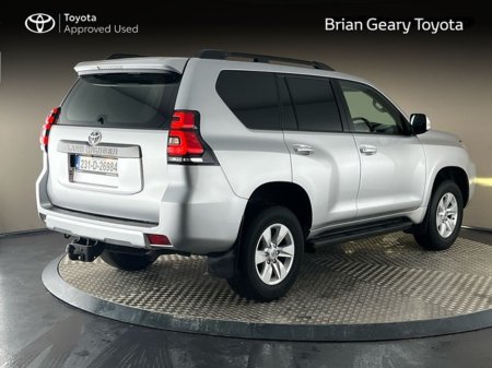 2023 Toyota Landcruiser LWB COMM AUTO €45,487 thumbnail