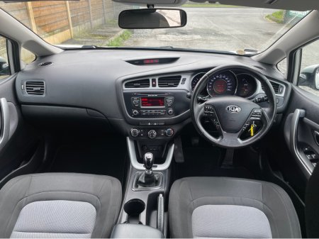 2012 Kia Ceed - thumbnail 17